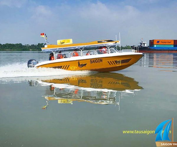 cho thuê ca nô đi đánh golf