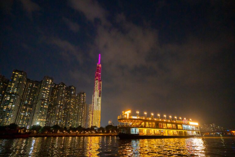 Du Thuyền Bến Thành Princess Du Thuyền Bến Thành Princess